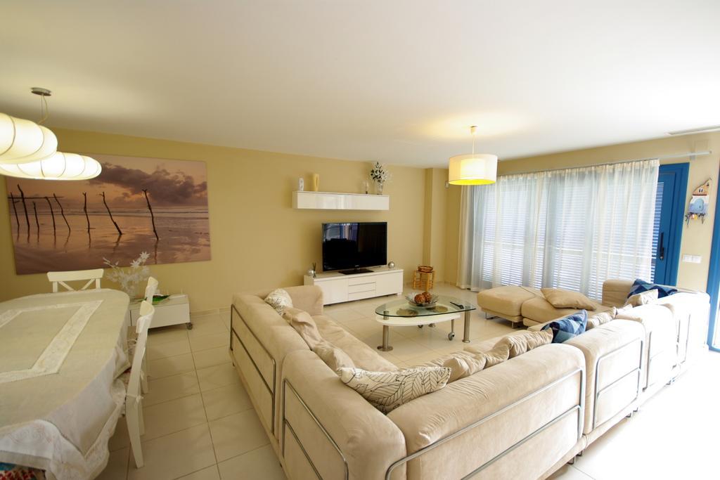 Livingtarifa Apartamento La Isla Leilighet Eksteriør bilde
